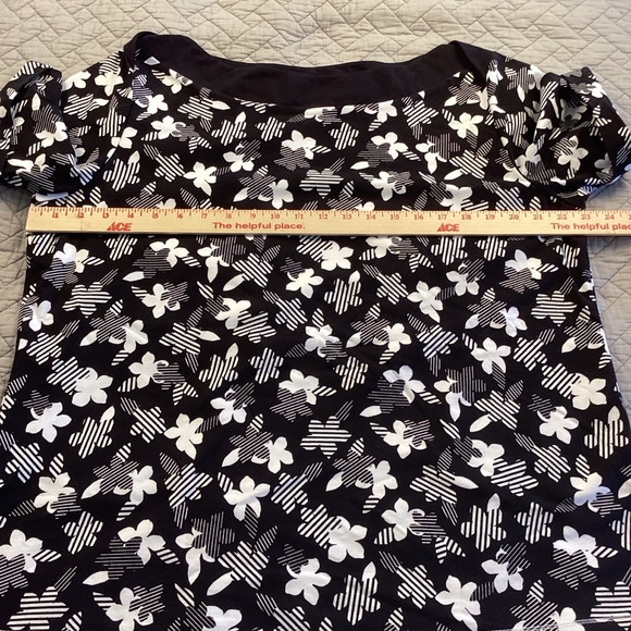 Karen Scott Black and White floral Patterned Blouse - Picture 7 of 12